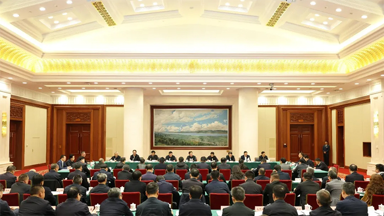 云南省委、省当局进行民营企业座谈会，CA88科技受邀参与